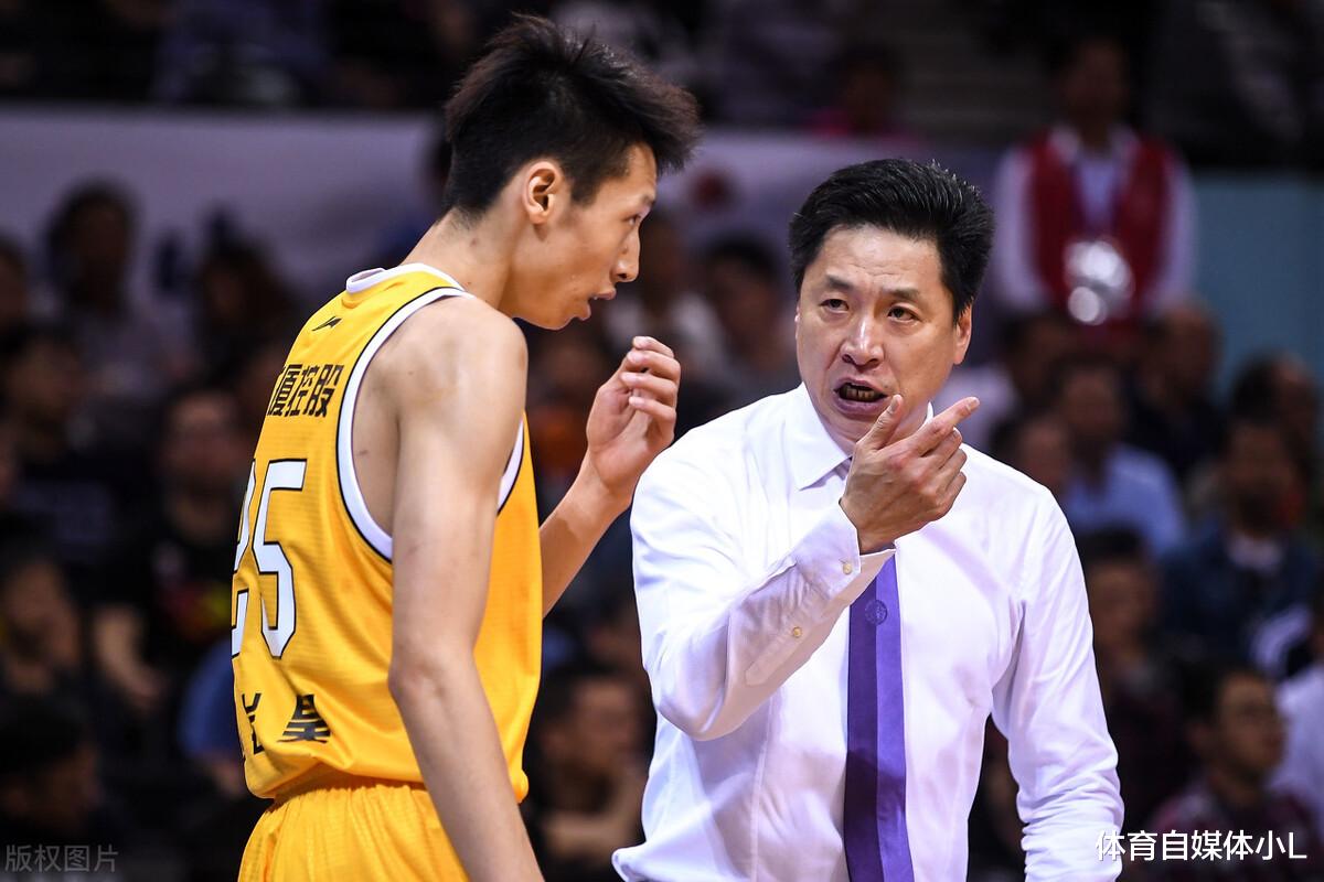 越野跑|官宣！首钢队签宏远克星，李春江表决心，新球队以广东三少为核心