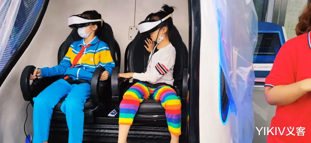 探月 义客9月19日探月之旅反馈 我们都是小小宇航员~