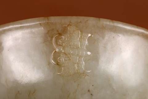 |清代,和田白玉蝶纹碗