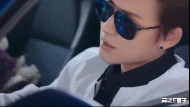 |只要飞得够高，万有引力就追不上我