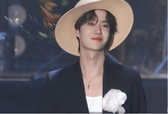 人物设定|王一博是有人设的，没有那么假而已，娱乐圈里多多少少是要演着点