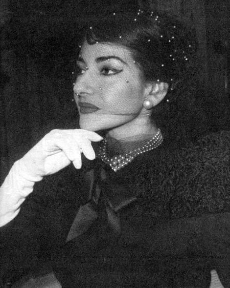 杰奎琳|杰奎琳摆得平梦露，却斗不过船王，被丈夫公开羞辱，遗产与她无关