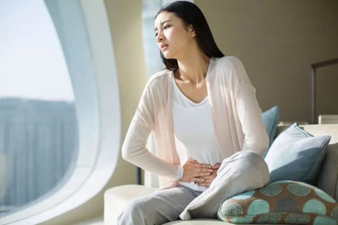 C妈学堂|受精卵着床时，会有这些感觉提醒你，如果你有可能是成功怀上了