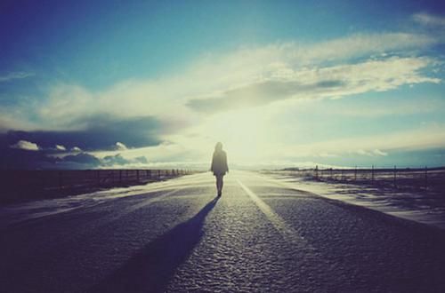 |人到中年，这五种事情少做为好，否则损害的肯定是你