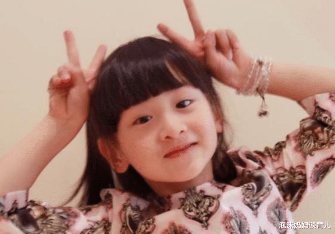 女孩|12岁森碟长相“尴尬”，像戴头套的田亮，网友：女孩男相没法看