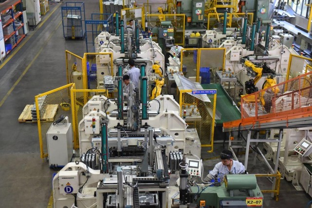 工人|用工严重短缺，这类企业订单量飙升，全国到处开始“挖人”