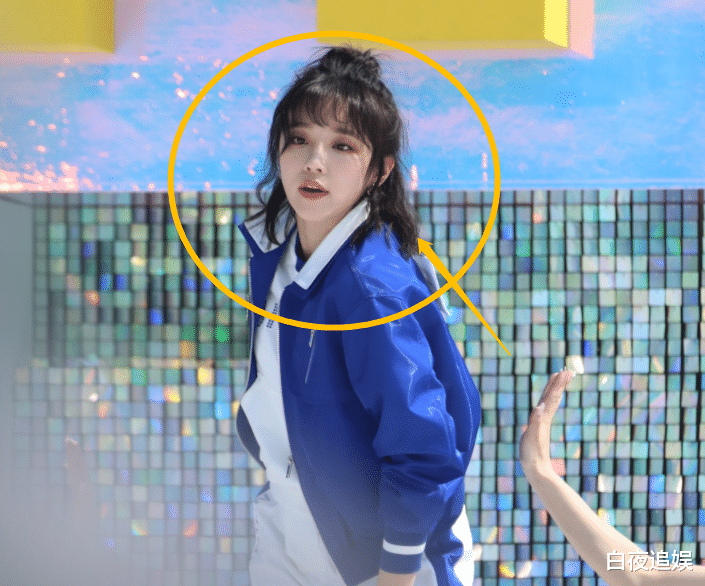 宋雨琦|宋雨琦总是化浓妆，录《跑男9》卸下厚粉底，淡妆下尽显真颜值