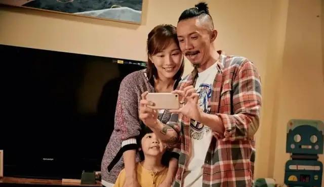 黄宗泽|看看《反贪5》中这些名字，这样华丽阵容的港片是看一部少一部了