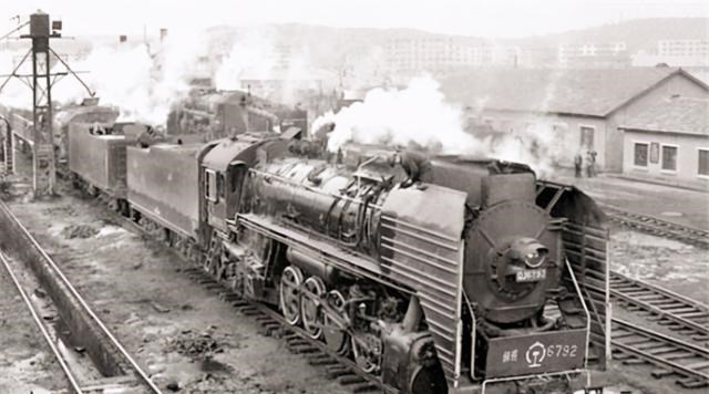 阳光语言矫正说|惊动中外的中俄列车劫案：4伙劫匪轮流洗劫车厢，18年后悉数落网