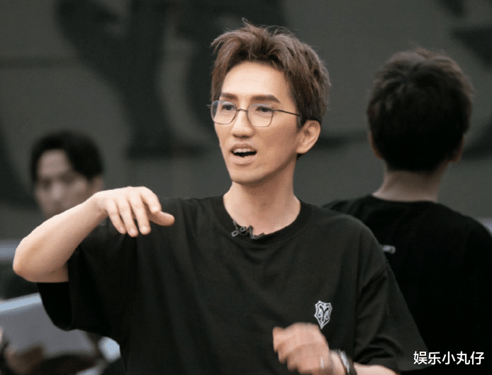 任嘉伦|哥哥比姐姐还心机？林志炫编五次微博内涵赵文卓，被吐槽茶言茶语