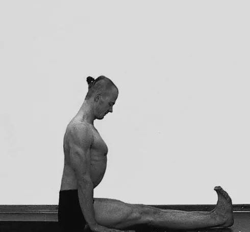 李垚垚 你的“核心”够好吗？ 敢不敢用瑜伽“船式”检测一下？