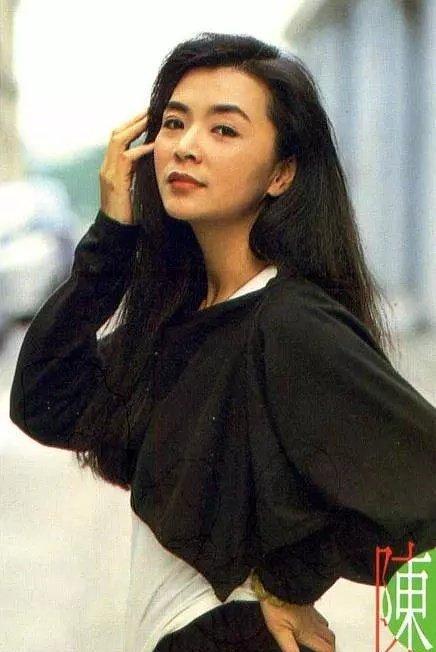 MARRY 陈玉莲单看五官说她美若天仙有些过誉了,性格加成应该更多一些