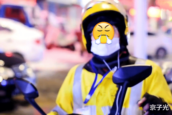 香港|河南:断供后房产即将被拍卖,外卖小哥抱头痛哭:真的扛不住了!