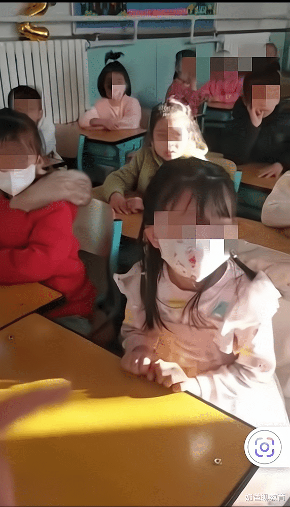 北京市|北京一小学迎元旦活动，女生不尊重表演的同学，被老师嘲讽羞辱