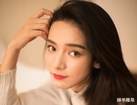 杨幂|杨幂旗下四朵金花，3人已在走下坡路，剩下的独苗异军突起