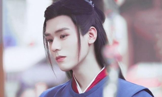 带货|肖战成国货风向标？同款服装五分钟售空，带货能力不减当年