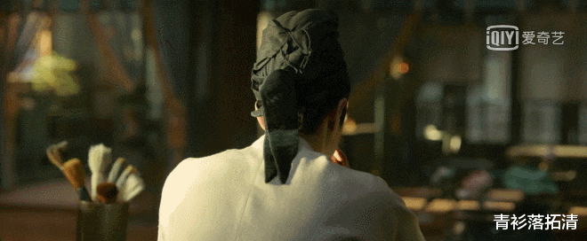 小姐姐|砸这么多钱，网友都在看他出丑吗？