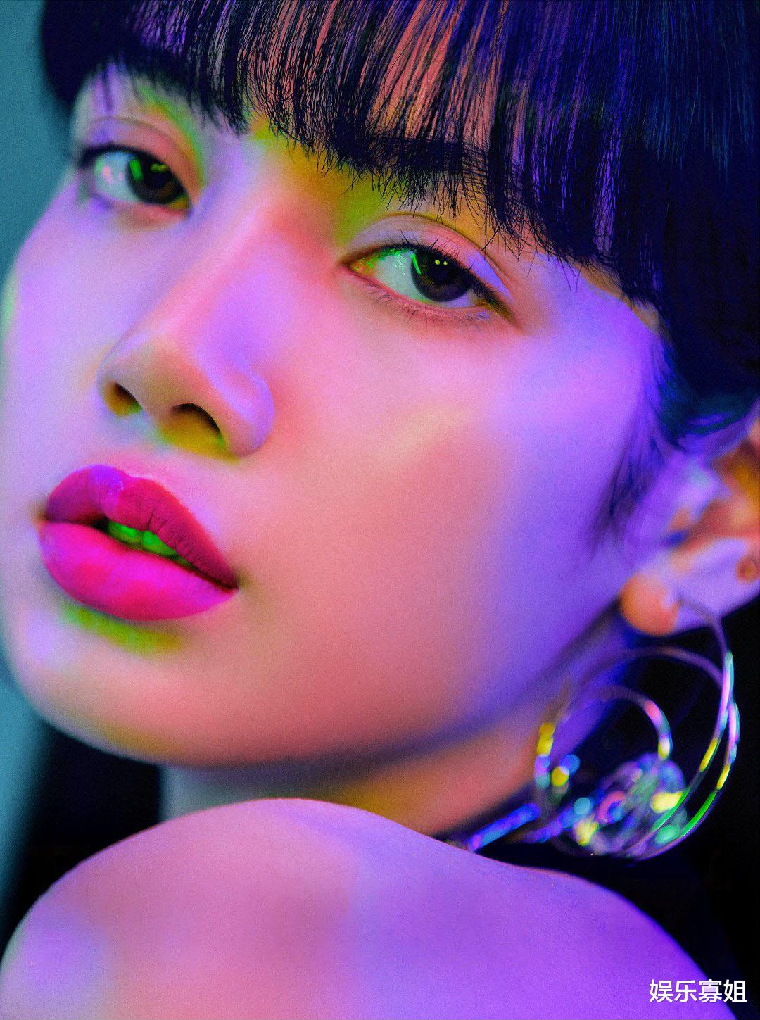 lisa|恭喜！Lisa即将个人出道，将于本周拍摄Solo出道单曲MV