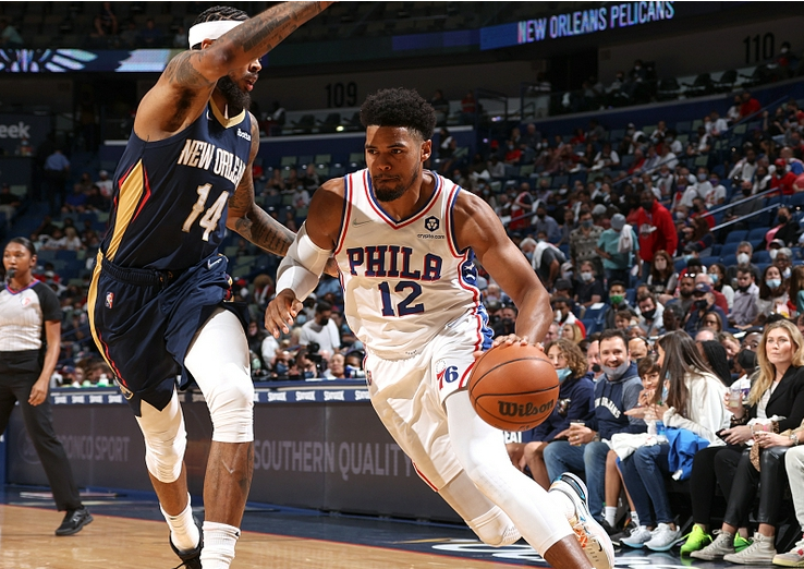 奶球妈咪聊|马克西让球迷忘掉西帝！大帝22+6+5，76人大胜鹈鹕，格林成亮点！