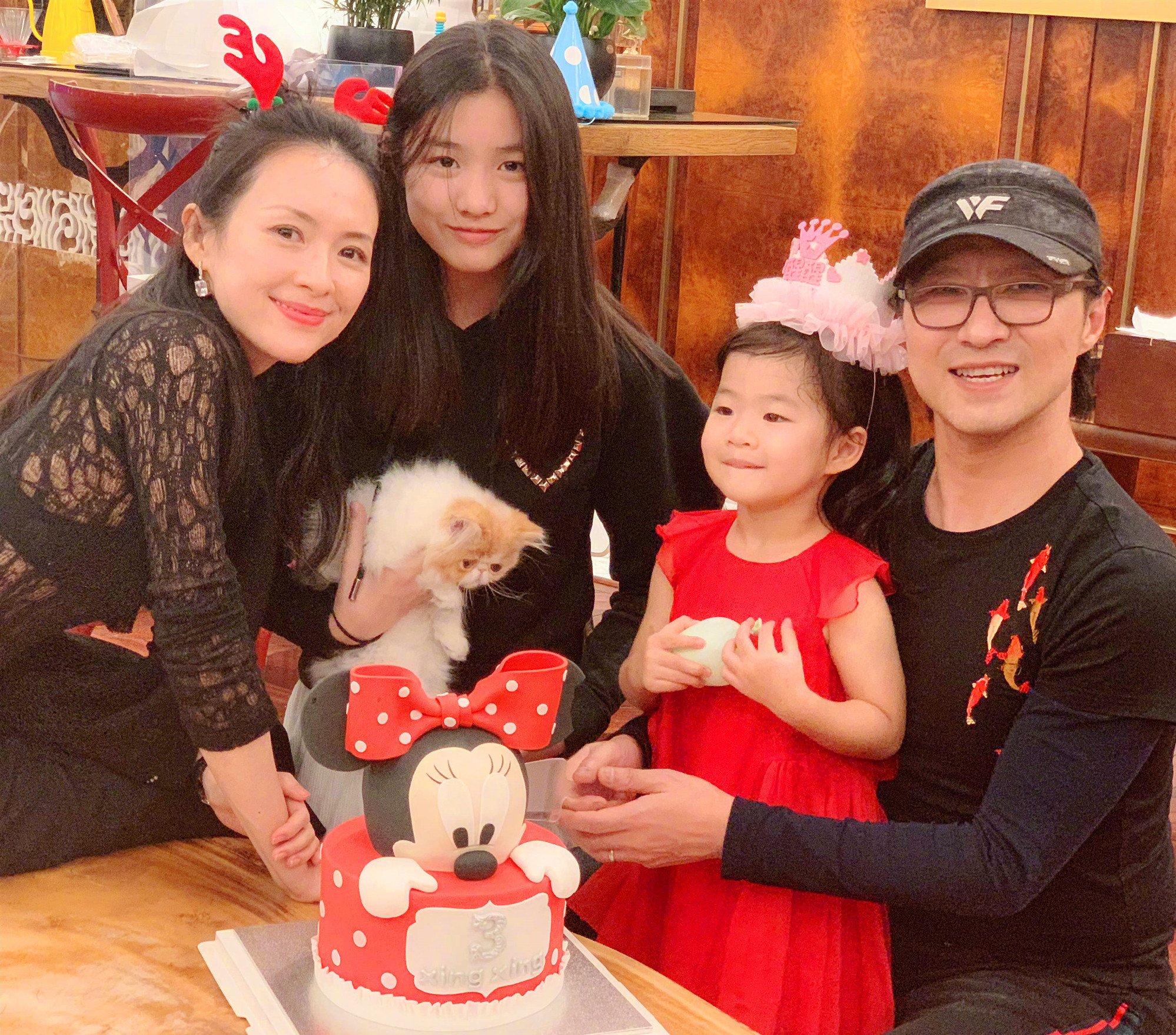 章子怡|汪峰母亲去世前,在遗言中揭露章子怡真实的面目,暴露婆媳关系