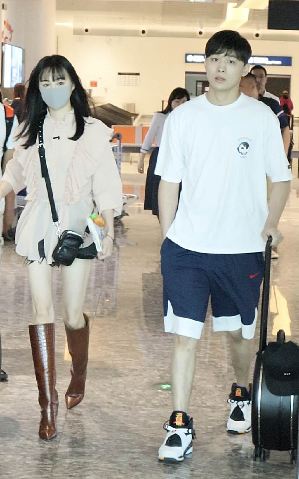 郑爽|陆爆猝死案钓出郑爽留言 张恒气炸脱口提告真正主因