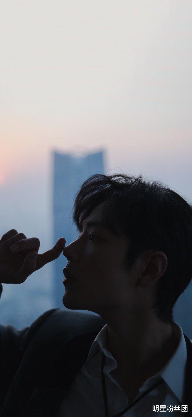 肖战|肖战未上福布斯名人榜，粉丝不满称其野榜，和王一博差距越来越大