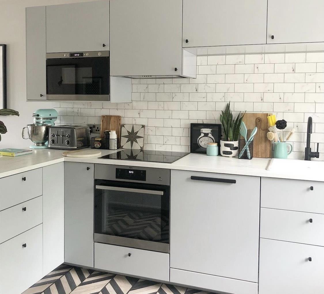 27岁的北欧女主,坚持“精致穷”生活3年,全屋简单温暖,超治愈