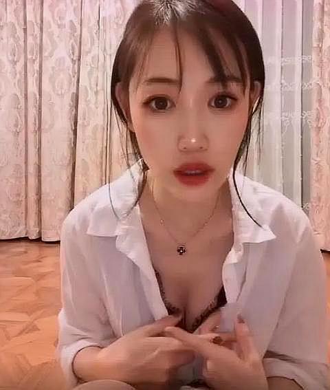 周炜|马蓉直播，被骂还能挣钱？