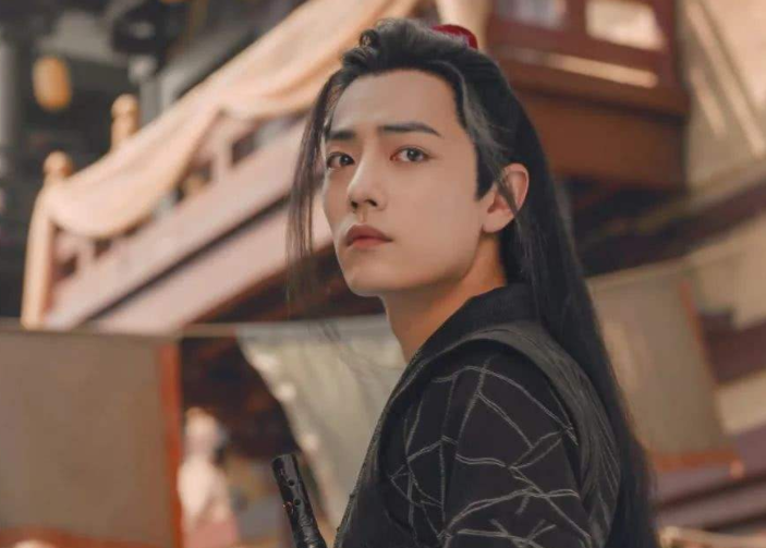 宋智雅|肖战压箱底照片好青涩，粉丝表示：想看战战高中时期的箱底照