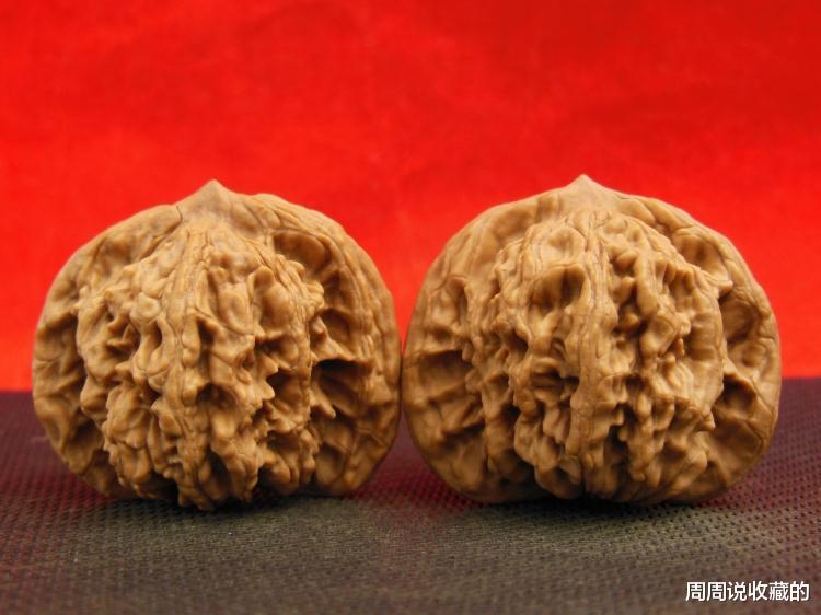 文玩核桃|想玩文玩核桃又不想刷怎么办?特别适合懒人的文玩核桃