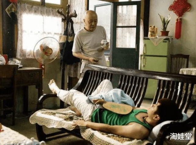 淘娃堂|34岁大学生坦然“啃老”，60次相亲均失败，父母溺爱下的“巨婴”