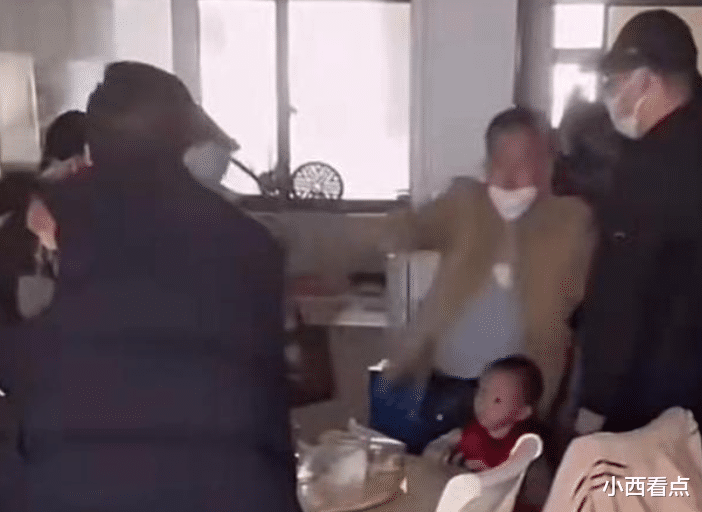 客厅|房产之争再起，熊磊称房子属夫妻共同财产，20万首付是赠送，网友：瞎胡扯