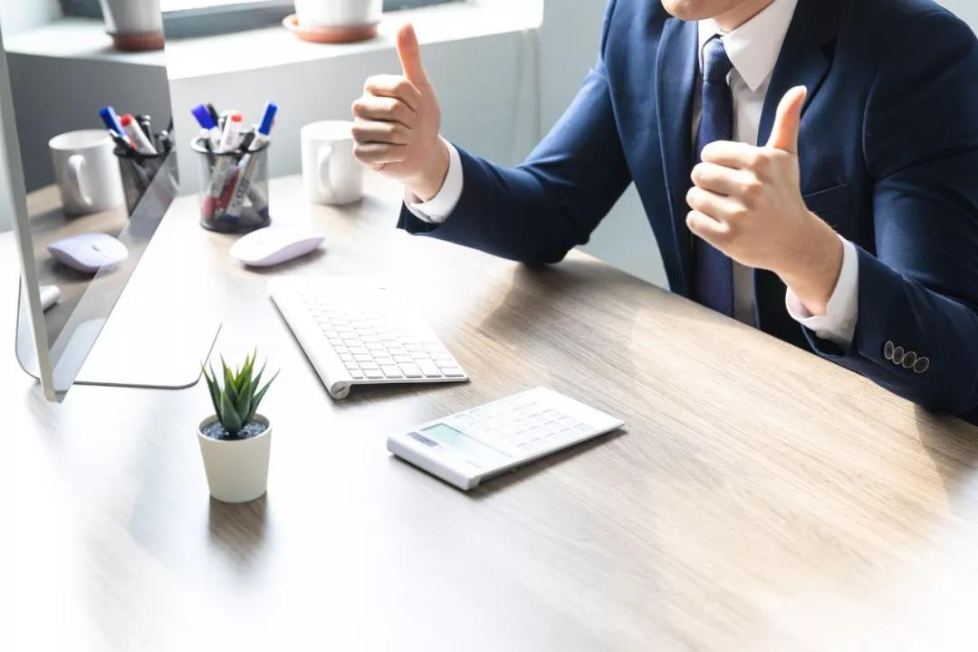 |如何和领导搞好关系？男女通用的职场升迁术