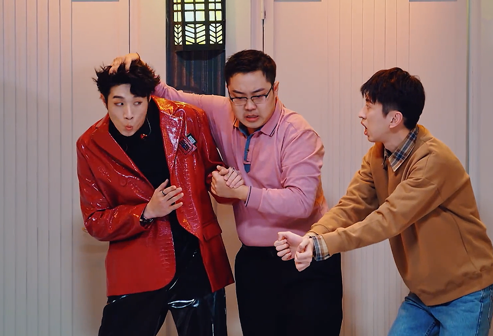 孙天宇|《喜剧大赛》收官整活 台词大胆讽刺 “皓史成双”售后有保障