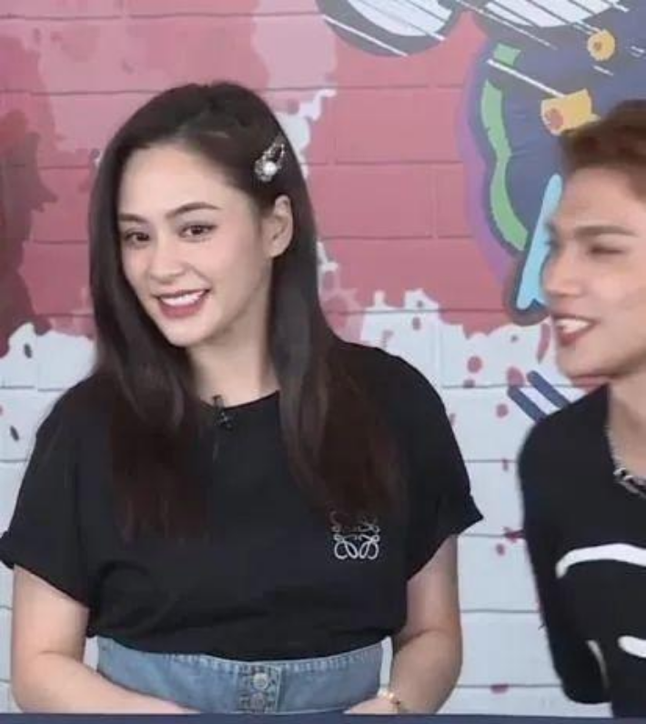 阿娇|阿娇泳装照流出，简直太有料了，赖弘国委屈的说她不让我碰