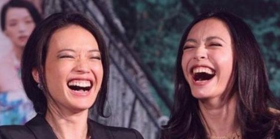 Angelababy|女星大笑瞬间：杨颖尴尬，赵丽颖真美，最后一张承包我一年笑点