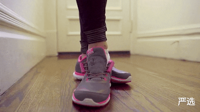 严选|继“匹克态极”后，国产“踩屎感”拖鞋，申请加入你的鞋柜！