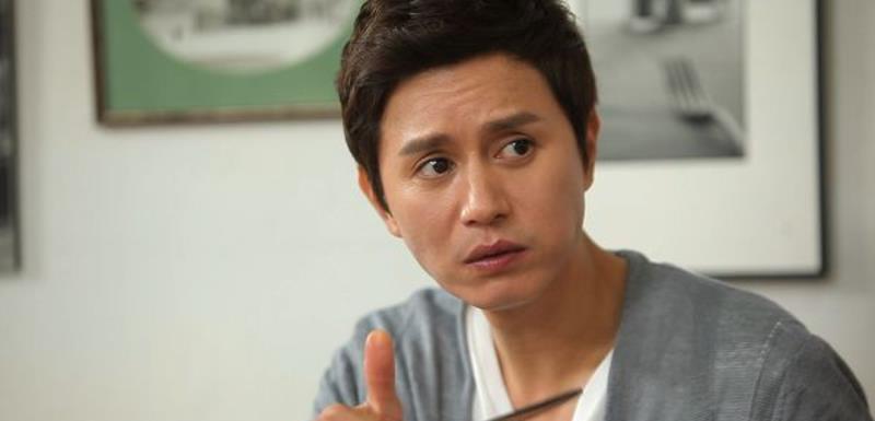 金民钟|《绅士的品格》的中年花美男，帅了一辈子的金民钟，最近忙啥呢？