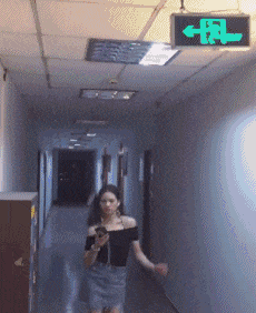 |“大伙儿要是有这样的老婆,还会采外面的野花吗?”哈哈哈哈