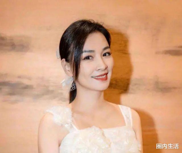 关晓彤|向涵之有意无意copy关晓彤？想走“国民闺女”路线！