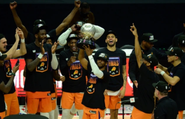 且听旭|别想挖人!美媒曝若保罗跳出剩余合同 太阳将提供3年1亿续约