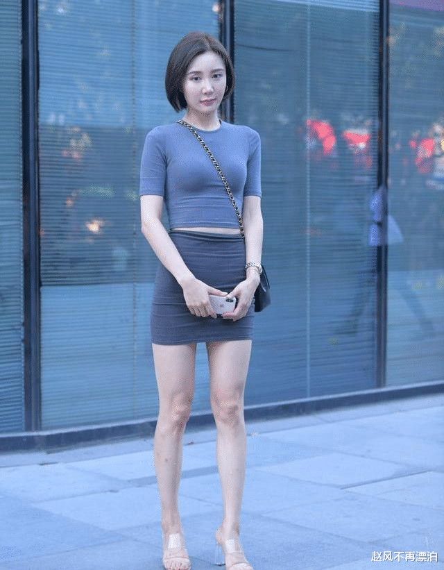 春夏穿搭|时尚白领的包臀裙穿出纤细腰身,高雅有气质,独特的味道很有魅力