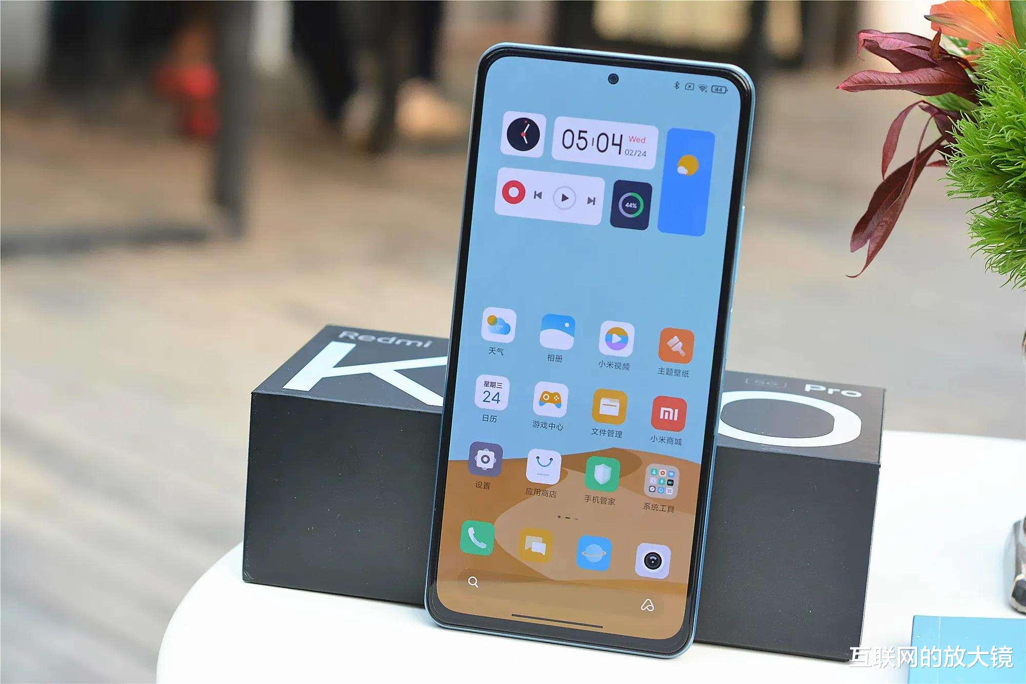 vivo|丑还“抄袭”，红米K50的设计彻底“vivo”化？