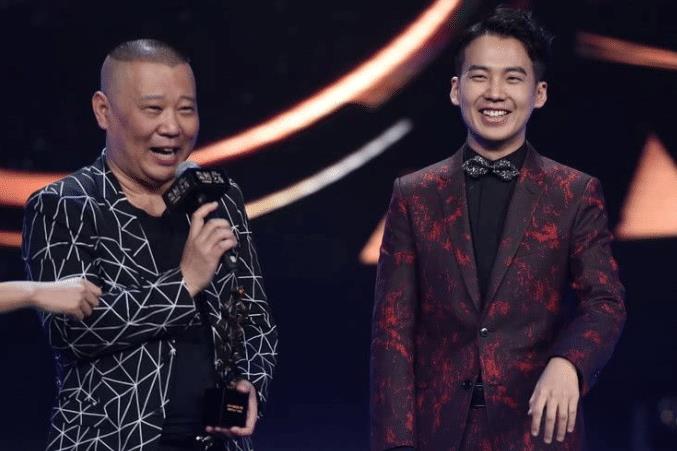 郭麒麟|股份是后妈弟弟的，郭德纲的严厉，早就注定郭麒麟是一个“外人”