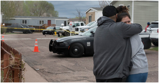 睹图 一家6口举办生日聚会时遭枪击全部身亡,行凶男子随后开枪自尽