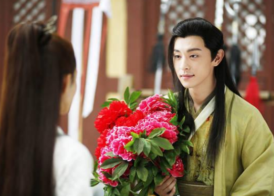 赵丽颖|《楚乔传2》邓伦继续出演，赵丽颖被迫退出，看到接替人选必追