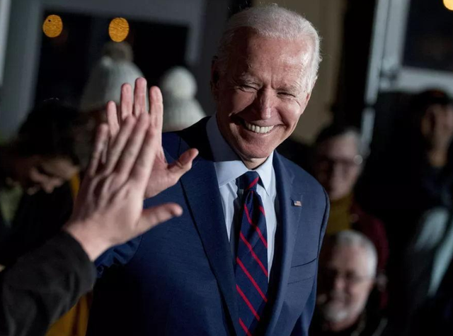 张平解读 拜登比特朗普不好对付！美国主动示好，伊朗还放弃用美元结算吗？