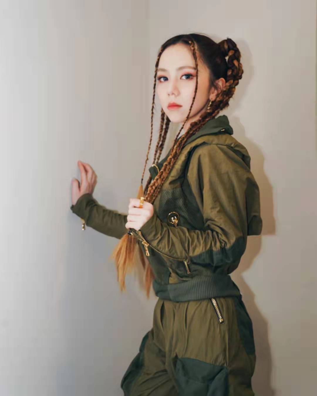 邓紫棋|邓紫棋个性装扮辣妹范