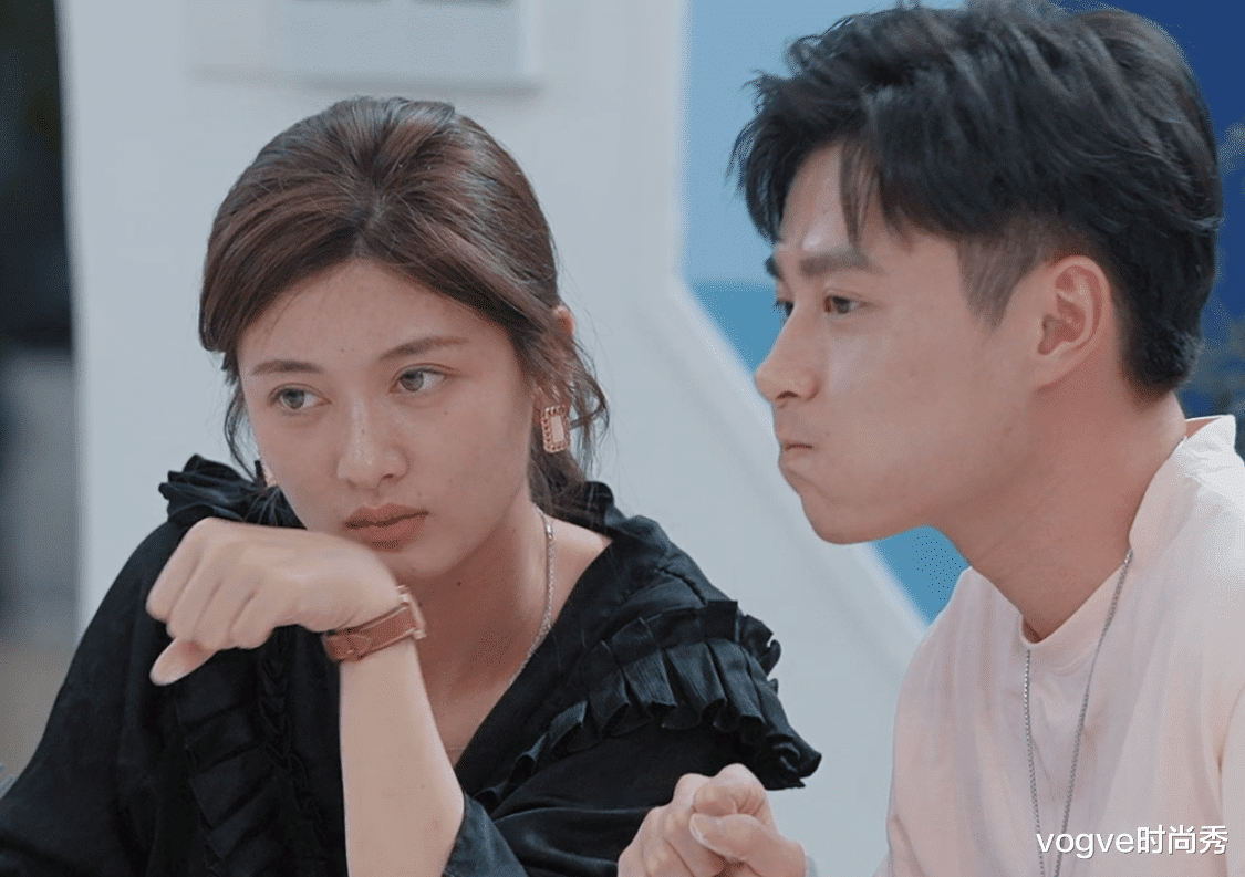 vogve时尚秀|心动的信号4:全员红脸照火了,女4和男1素颜出镜,还能圈粉吗?