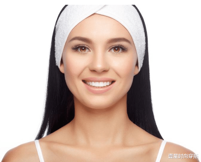 壹星时尚穿搭|女人保持永远年轻活力的秘密是什么？